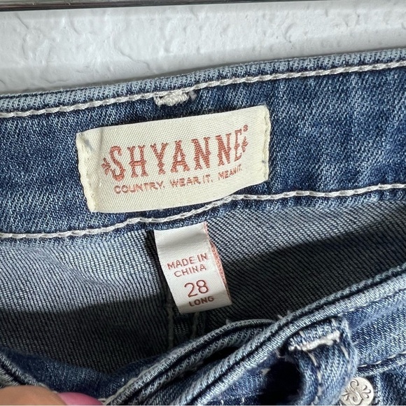 Shyanne Jeans Women 28 Long Super Flare Distressed Bell Bottom 35” U - Picture 5 of 13
